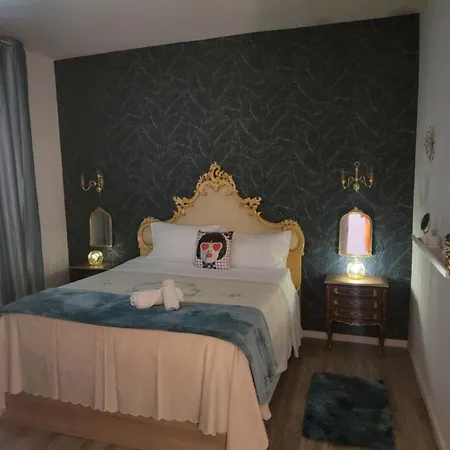 Casa Mihaela Daire Roma