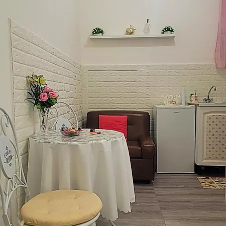 Casa Mihaela Apartament *