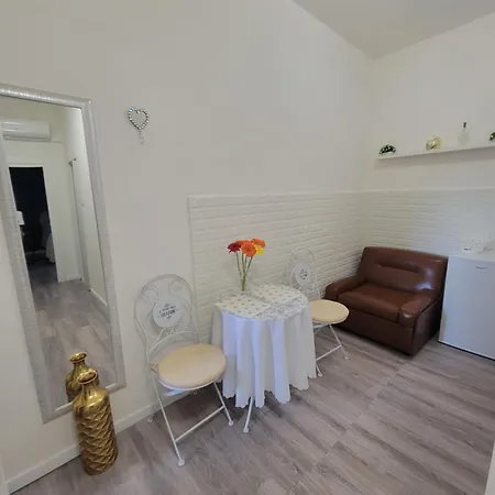 Διαμέρισμα Casa Mihaela *