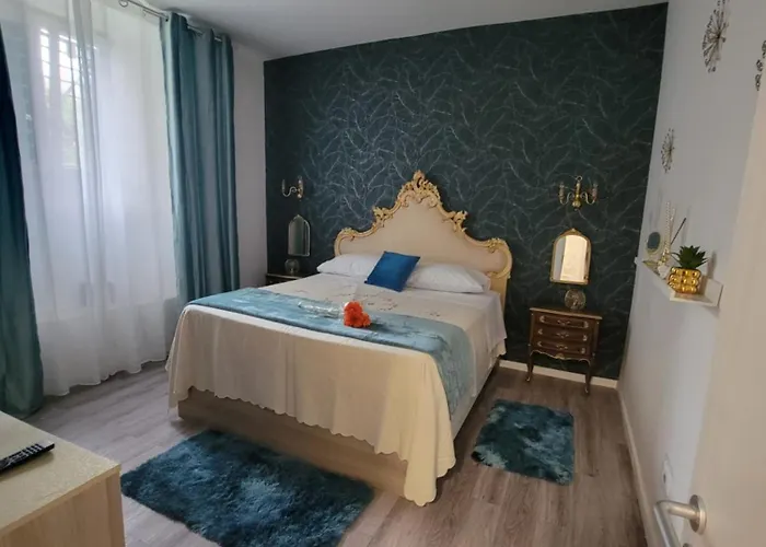 Casa Mihaela شقة